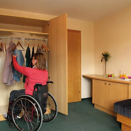 Konukevi Landgasthof Jagerwirt